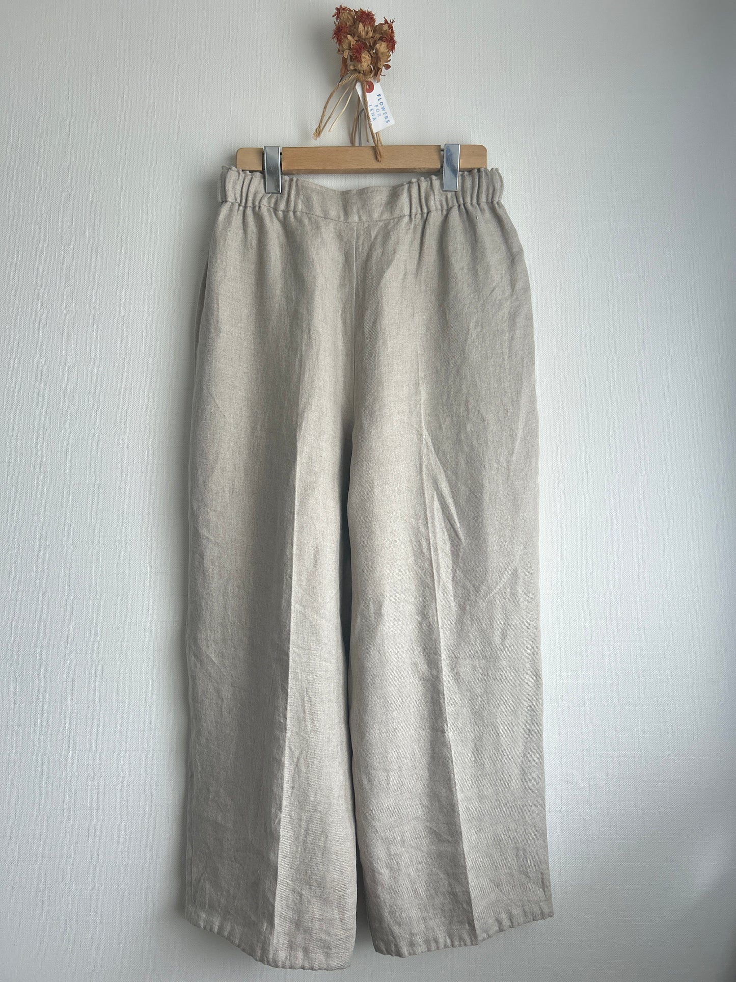 【パンツ】楽なのに上品なリネンツータックパンツ【生成りNatural】/日本