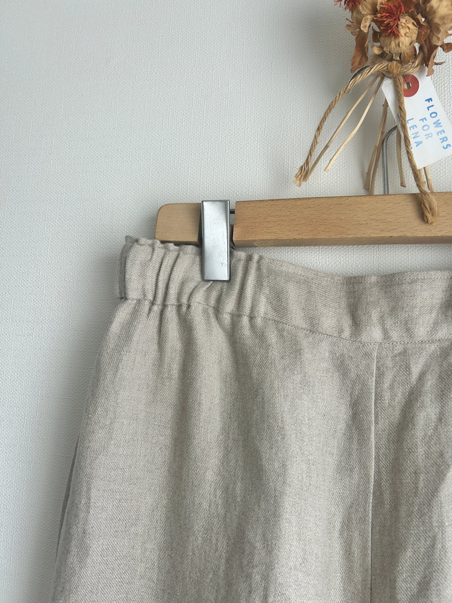 【パンツ】楽なのに上品なリネンツータックパンツ【生成りNatural】/日本