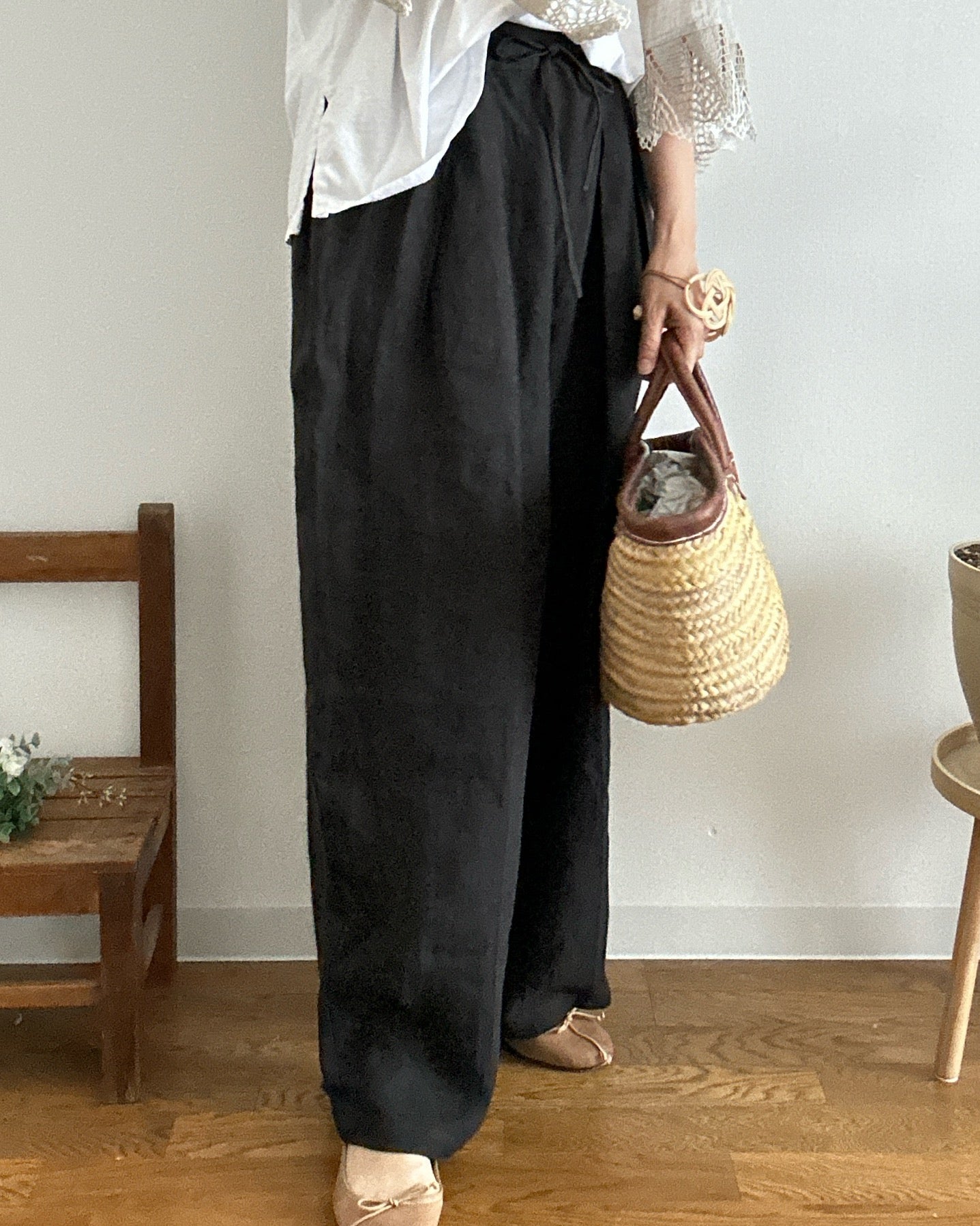【パンツ】楽なのに上品なリネンツータックパンツ【スミクロblack】/日本